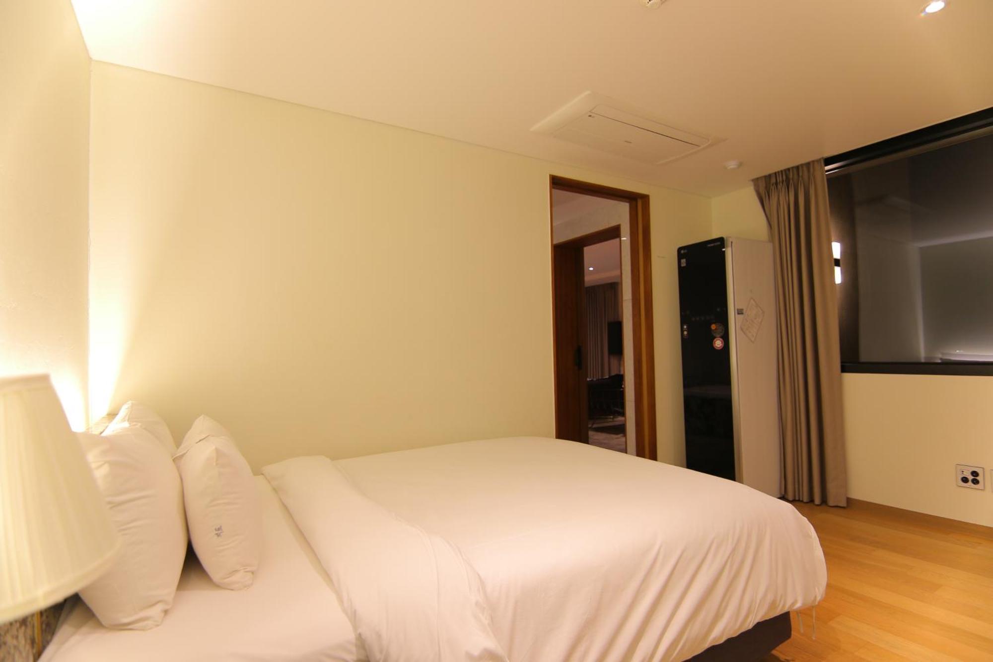 Suncheon Hotel Gite Quarto foto